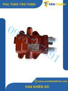 Van-khiển-số-máy-xúc-lật-nhỏ-Trung-Quốc.